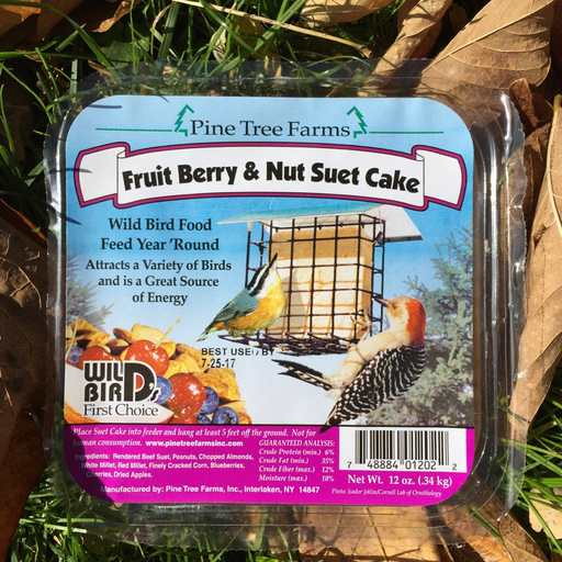 Pine Tree Farms Fruit Berry & Nut Suet Cake